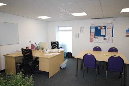 Suite A, 55 Cobham Road, Wimborne, Office For Sale - IMG_8693.JPG