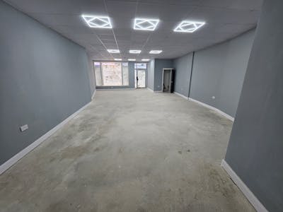 2 Great Underbank, Stockport, Leisure / Office / Retail To Let - 20250328_134326.jpg