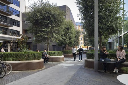 2 Old Street Yard, Old Street, Office To Let - Courtyard