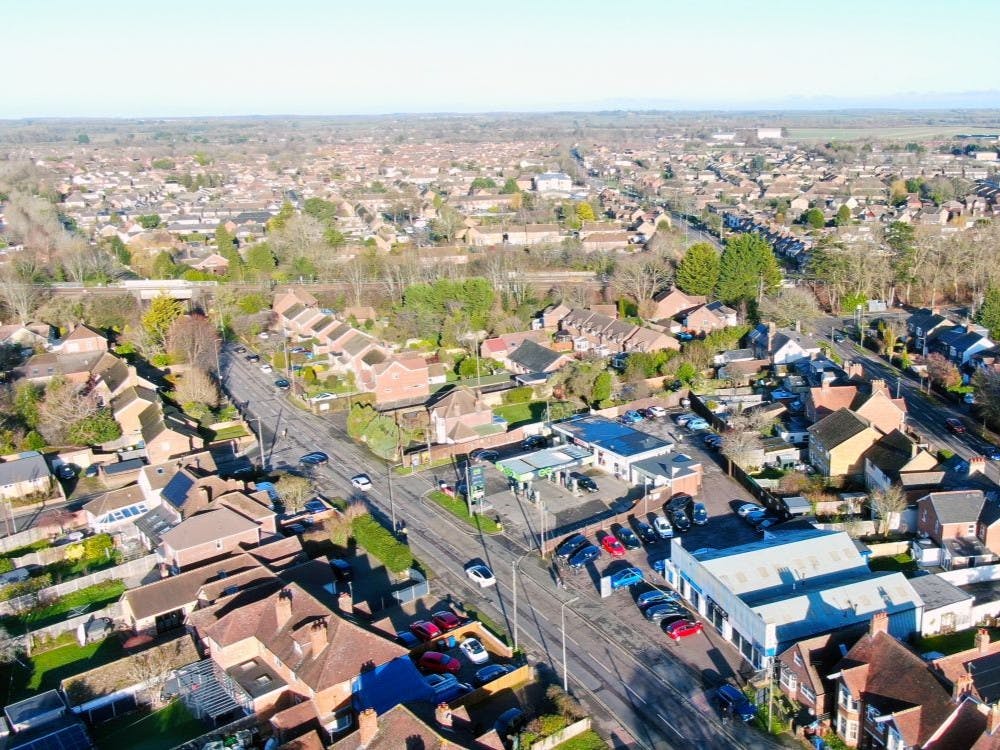 16-18 Banbury Road, Bicester, Industrial / Motortrade To Let - DJI_0543.JPG