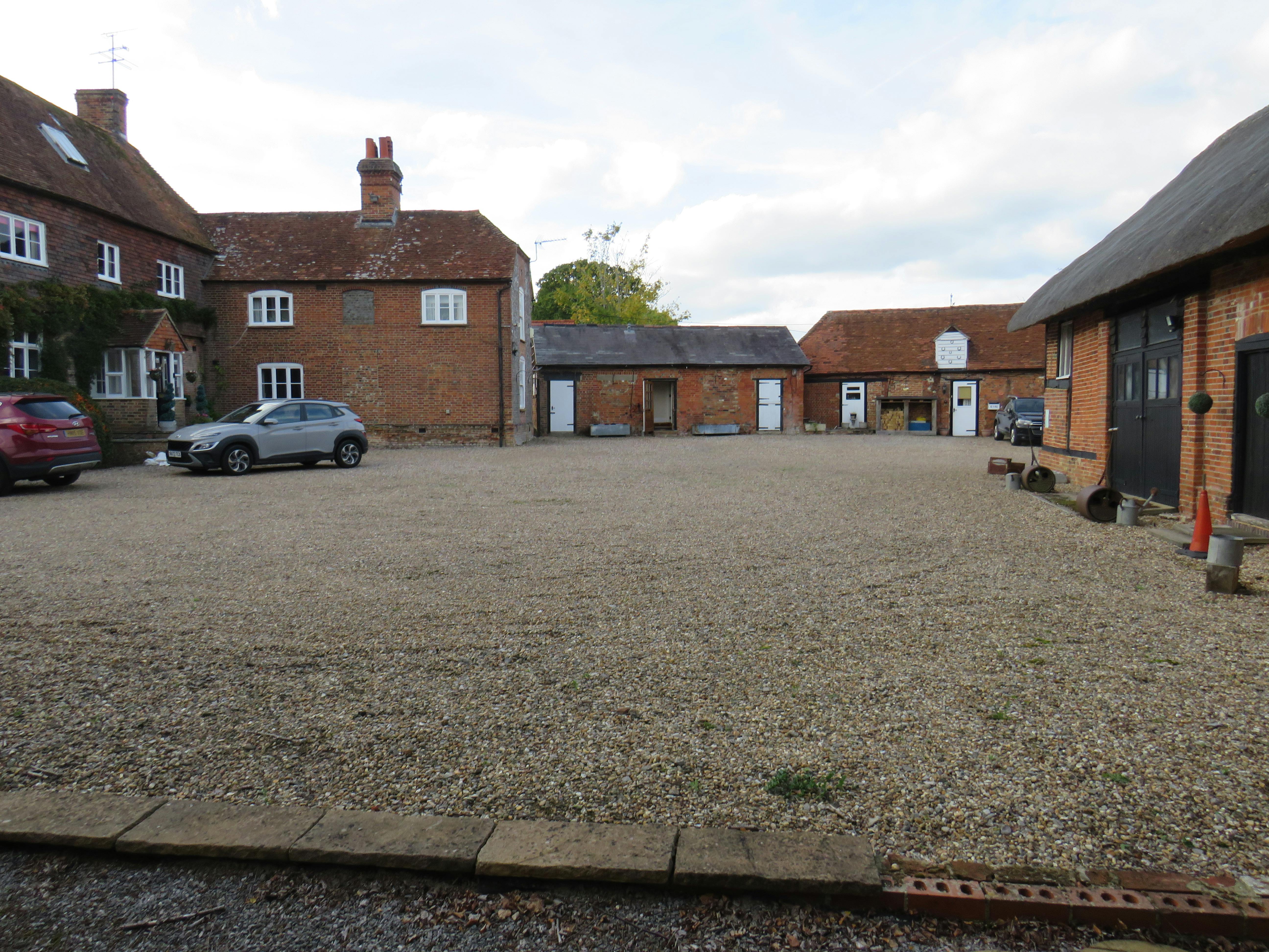 Taplins Farm, Hartley Wintney, Offices / Warehouse & Industrial To Let - IMG_1900.JPG