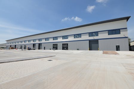 Vauxhall Trading Estate - Units 4a - 4e, Reddish, Industrial / Warehouse To Let - DSC_3900.JPG