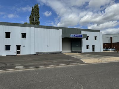 Units 3 & 4, Saxon Way Trading Centre, Saxon Way, West Drayton, Industrial / Warehouse To Let - IMG_0248.JPG