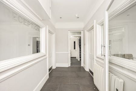 Coach House, 26 Marlborough Place, Brighton, E (Commercial / Business / Service) / Education / F1 (Learning and Non-Residential Institutions) / Healthcare / Office / Other - Health / Nursery / Church / Education To Let - Marlborough Place 26-018.JPG