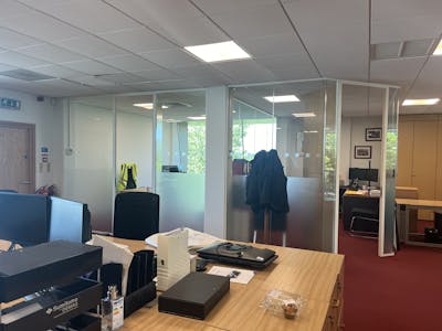 Accent House, Triangle Business Park, Quilters Way, Aylesbury, E (Commercial / Business / Service) / Office To Let / For Sale - IMG_3523.JPG