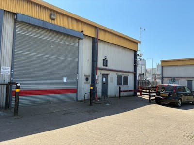 Unit 8, Buzzard Creek Industrial Estate, River Road, Barking, Industrial / Warehouse To Let - e18e0aa2-bad1-4951-99eb-11156887bb80.jpeg