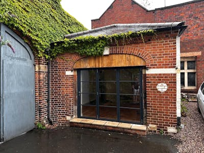 Coach House, High Street, Stourbridge, Office To Let - p4.jpg