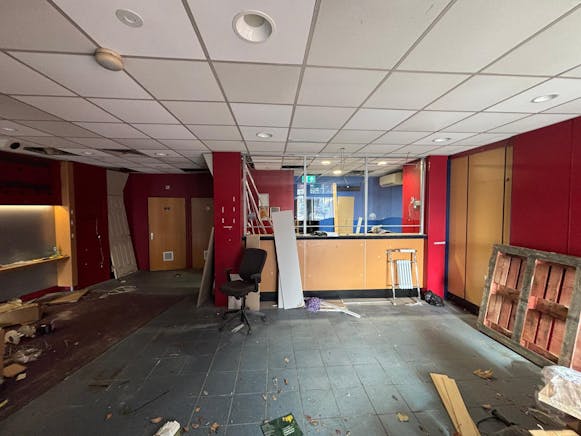 275-277 Gallowgate, Glasgow, Retail To Let - PHOTO-2026-03-04-12-25-48 2.jpg