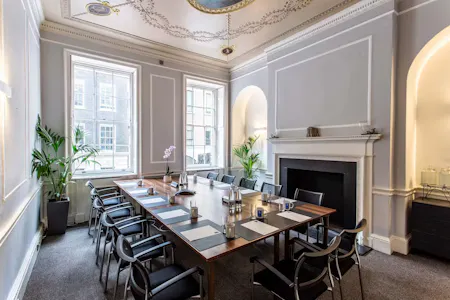 Adam House Offices, London, Office / Serviced Office To Let - Bacchus_Room_Meeting_Room1.jpg