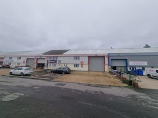 Unit 16, Basingstoke Enterprise Centre, Basingstoke, Industrial To Let - 20250918_114303.jpg