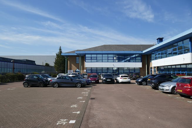 7 Astra Centre, Harlow, Offices To Let / For Sale - P1040951.JPG