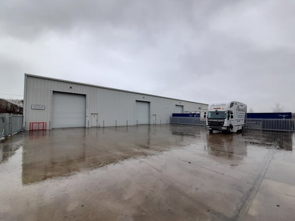 Unit 8, Harewood Farm, Andover, Industrial / Warehouse To Let - 20260108_140213.jpg