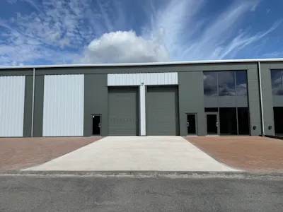 Units 1 - 4, The Boulevard, Buntsford Gate Business Park, Bromsgrove, Industrial/Logistics For Sale - 10C096B1-4B48-44D6-86D0-829D1A606F4F.JPG