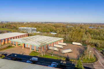 Units 10 and 11 St Martins Way, Bedford, MK42 0LF