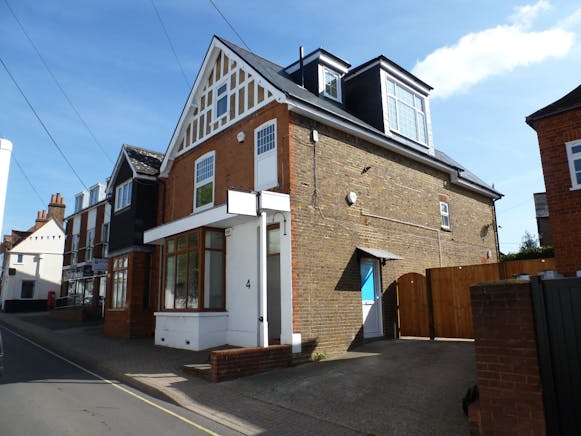 4 & 4a High Street, Burnham, Offices / Other To Let / For Sale - P1070021.JPG