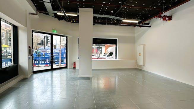 Acorn House, 314-320 Gray's Inn Road, London, Offices / Retail To Let - 2026 03 16 - Retail - Acorn House, 314 - 320 Grays Inn Road, London WC1X 8DP - internal 6.jpg