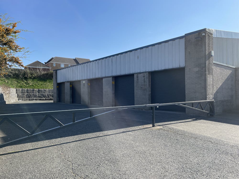 Units 5 & 6 Federation Road Trading Estate - IMG_1403.JPG