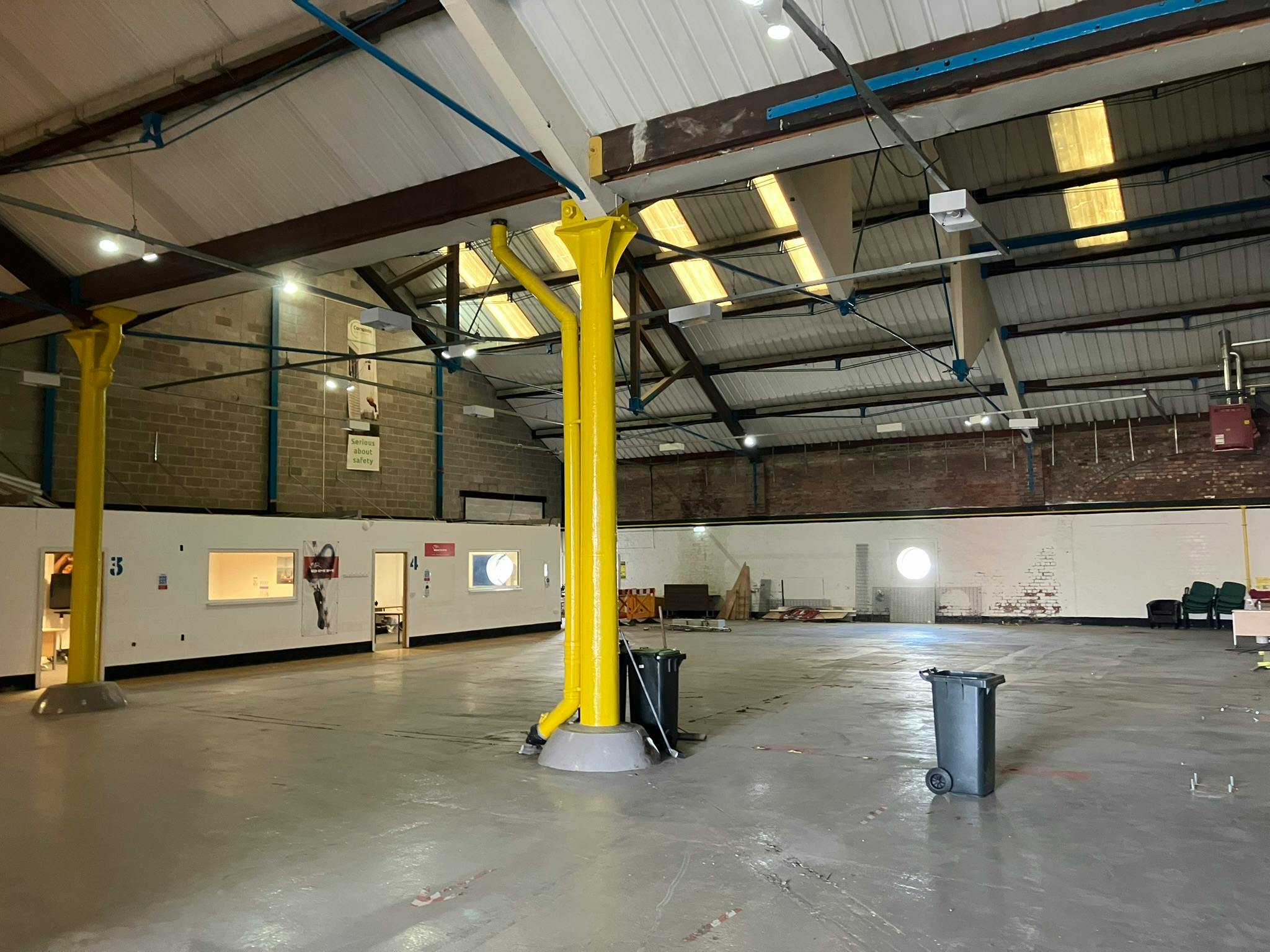 Office in Liverpool - photo 4