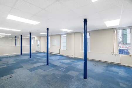 Hille House, Watford, Office To Let - Hille  Watford25.jpg