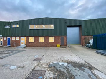 Unit 2 Sphere Industrial Estate, Campfield Road, St. Albans, AL1 5HT