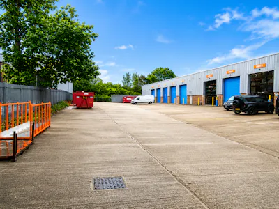 Unit 18, Oriana Way, Southampton, Industrial To Let - Oriana Way - External.png