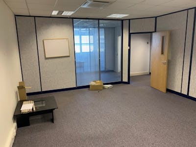 Unit 9 Wharfside Industrial Estate, Alperton, Office / Industrial For Sale - Wharfside 3.jpg