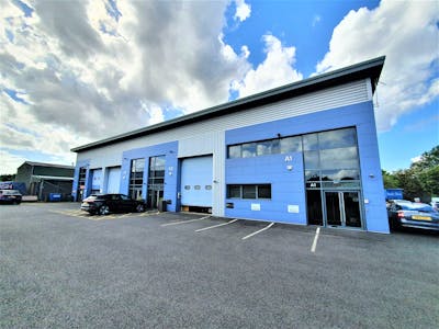 Unit A2, Stockport, Industrial/Logistics / Office For Sale - 20220907_131317 2.jpg