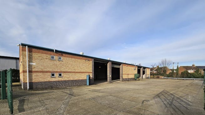 Unit 13A, Evesham To Let - 20250110_112658.jpg