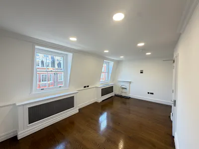 27 Grosvenor Street, London, Office To Let - IMG_7456.JPG