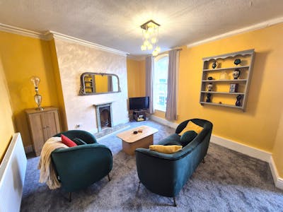 56 Spring Gardens, Buxton, Residential / Retail For Sale - 20260224_121124.jpg