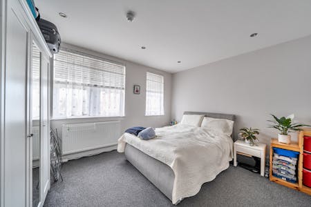 195 & 195A Kenton Road, Harrow, Office / Residential / Retail For Sale - 1429626-9-69b3f3f88c3a1.jpg