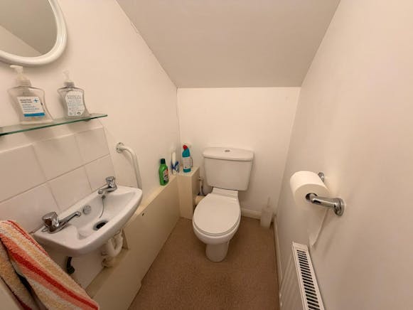 977 London Road, Leigh-on-Sea, Office / Retail To Let - WhatsApp Image 2026-04-27 at 14.12.22 (3).jpeg