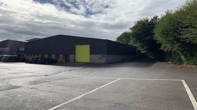 Unit 1 Peacock Trading Estate, Eastleigh, Industrial To Let - 1 Peacock Main.jpg