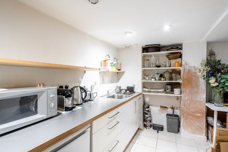 4 Artillery Passage, London, Retail To Let - Artlllery Psg 4 - Low Res 5.jpg