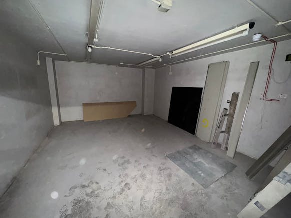 Basement, 63-67 High Street, Rayleigh, Retail To Let - IMG20250604WA0046.jpg