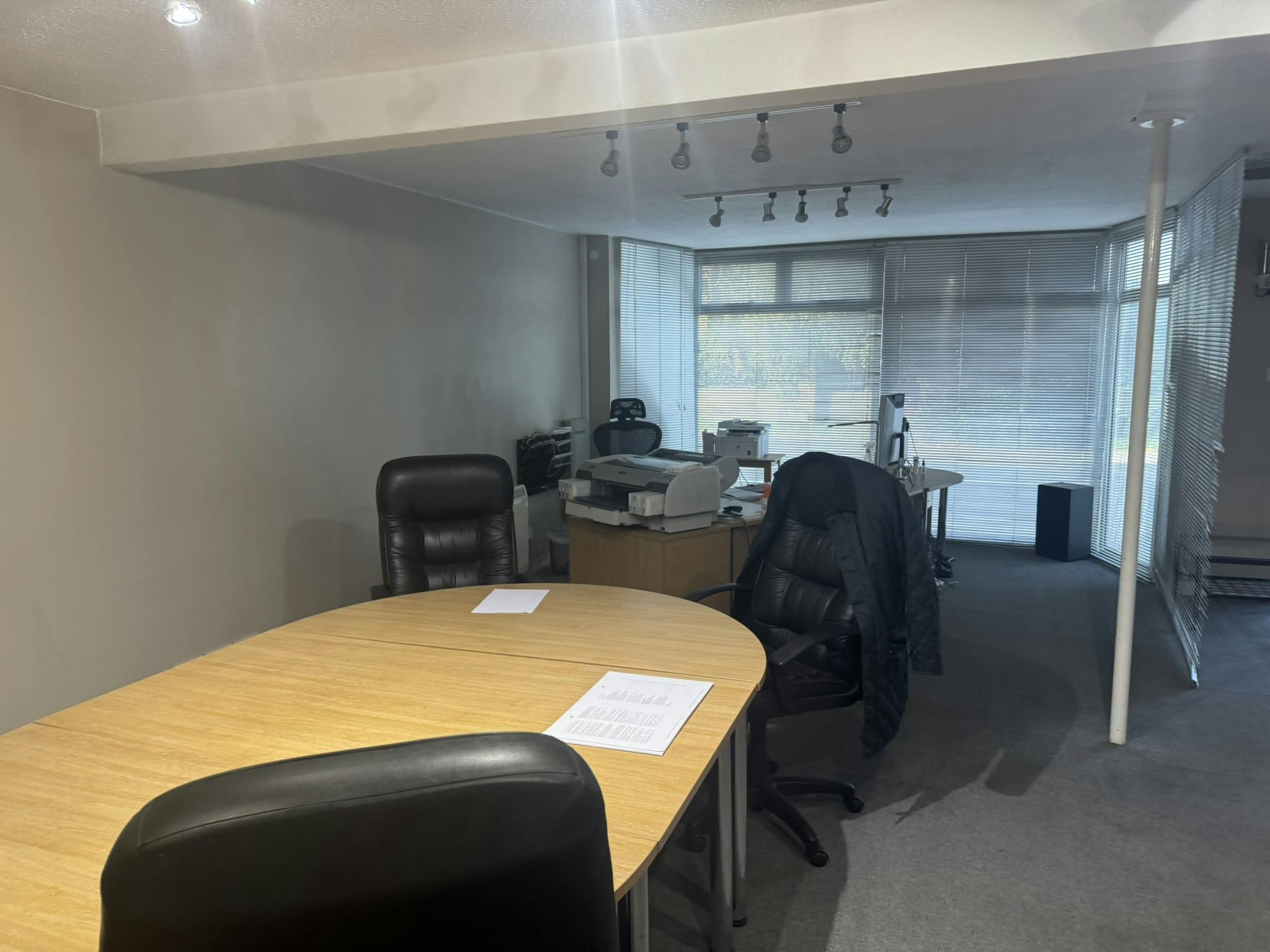 214 Station Road, Addlestone, Offices / Industrial / Warehouse To Let - IMG_6034.JPEG