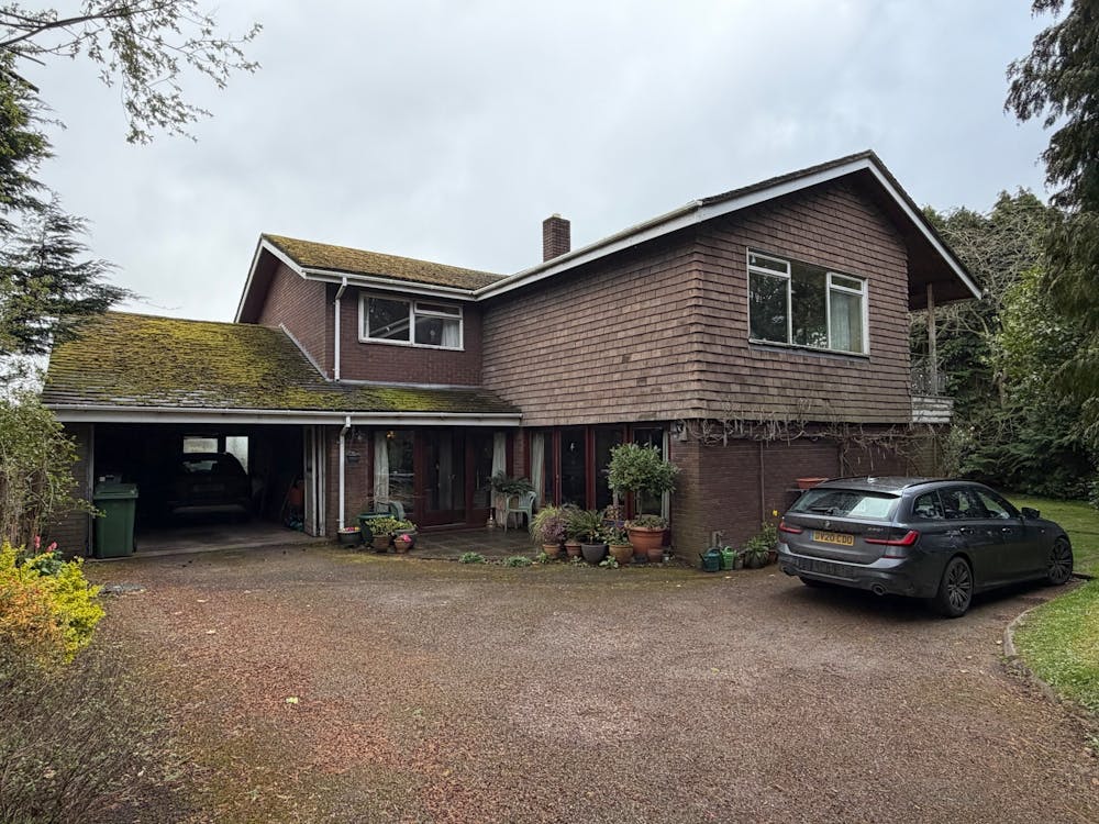 Standford Bridge Service Station - 1.jpeg