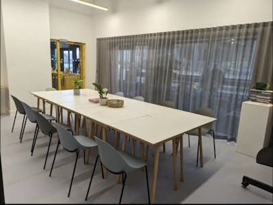 Fish Island Village, 13 Rookwood Way, London, Leisure / Office To Let - Meeting room 2.png