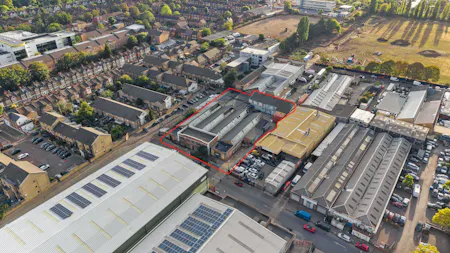 31 Commercial Road, London, Industrial To Let - kgQyMIEw.jpeg