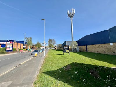 2 Liddall Way, West Drayton, Warehouse To Let - 2 Liddall - Roadside 2.jpg