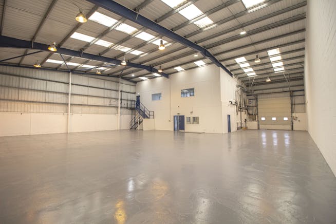 Unit 4, 58-60 Minerva Road, Park Royal, Industrial / Warehouse To Let - 3.jpg