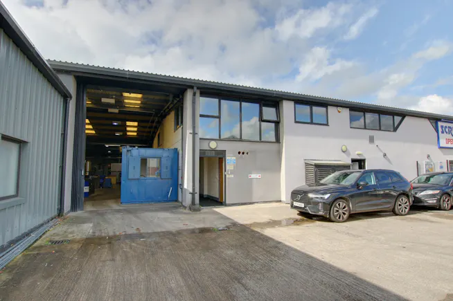 Units 4-6, Kirkham Trading Estate, Preston, Industrial/Logistics / Trade Counter For Sale - Kirkham Trading Estate - Units 4 and 6 Frontage.jpg