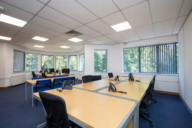 Alexandra Gate Business Centre, Cardiff, Offices To Let - D4 k.jpg