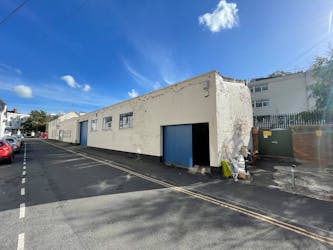 16A Cross Street, Leamington Spa To Let - External 1.jpg - More details and enquiries about this property