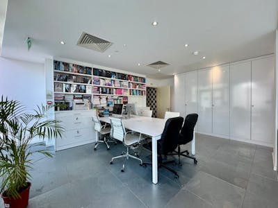 Unit 5 Riverside Quarter, One Eastfield Avenue, London, Office / Retail To Let - WhatsApp Image 2026-04-08 at 13.43.38 (4).jpeg