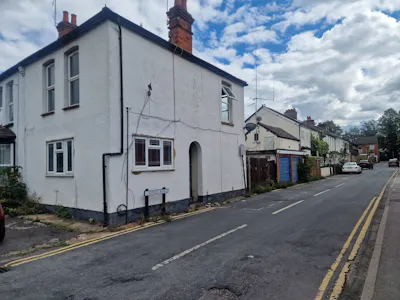 3A Kings Road, Woking, Development / Investment / Office For Sale - ff49c96e-5bb8-49df-be21-1b97d169dd4a.jpg