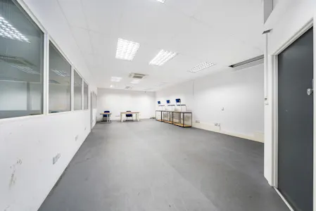 12 Sovereign Park, Park Royal, Industrial To Let - 1082398 5.jpg