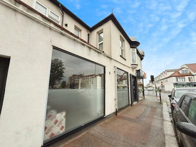 1070 London Road, Leigh-On-Sea, Retail For Sale - 3dd3c84f-IMG-20251110-WA0033.jpg