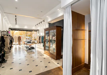 96 Muswell Hill Broadway, London, Retail To Let - Gemini_Generated_Image_ugovcvugovcvugov.jpeg