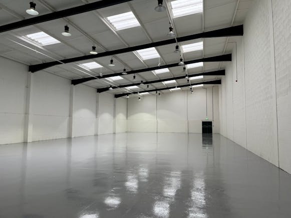 Unit 6 Henwood Industrial Estate, Ashford, Industrial To Let - IMG_3769.jpg